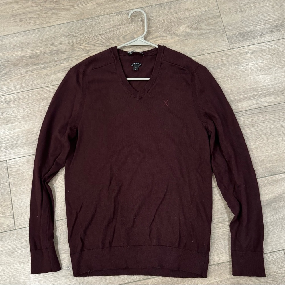 Express Men’s Sweater (Maroon)